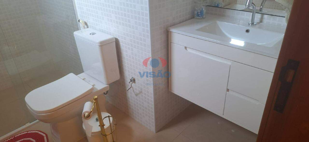 Casa em condomínio à venda no Chácara Belvedere: 