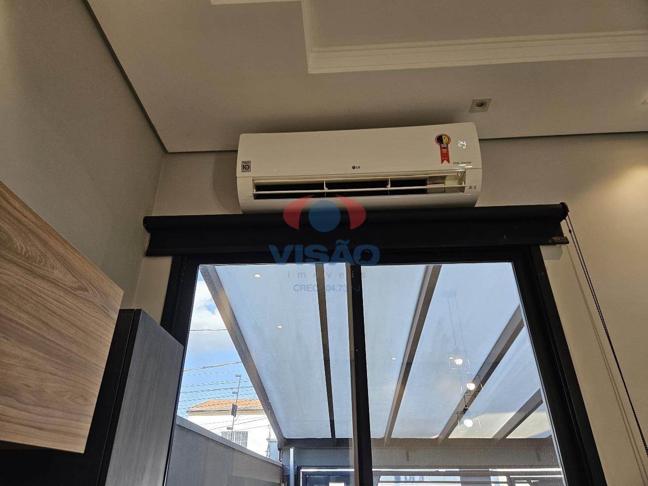 Casa à venda no Parque Residencial Sabiás: Ar suit