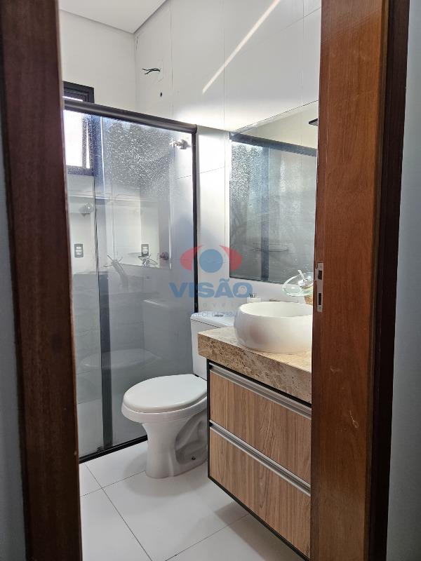 Casa à venda no Parque Residencial Sabiás: Banheiro social