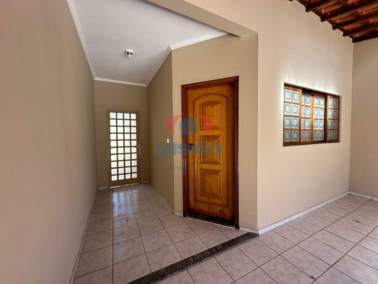 Casa à venda no Jardim Eldorado: ENTRADA SALA DE ESTAR