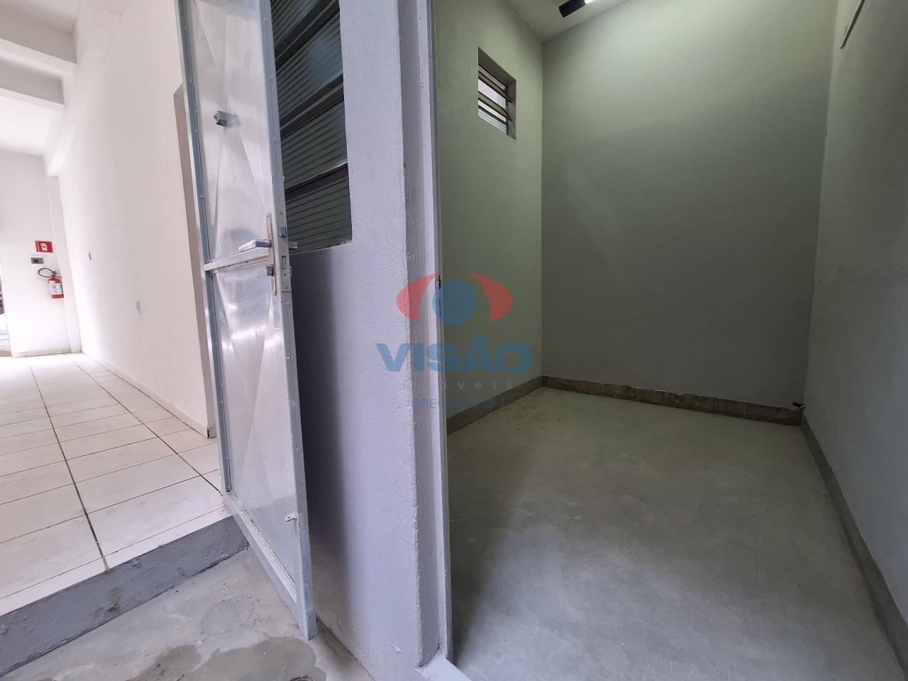 Salão para aluguel no Jardim Califórnia: 