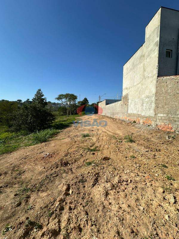 Terreno à venda no Jardim Moriyama: 