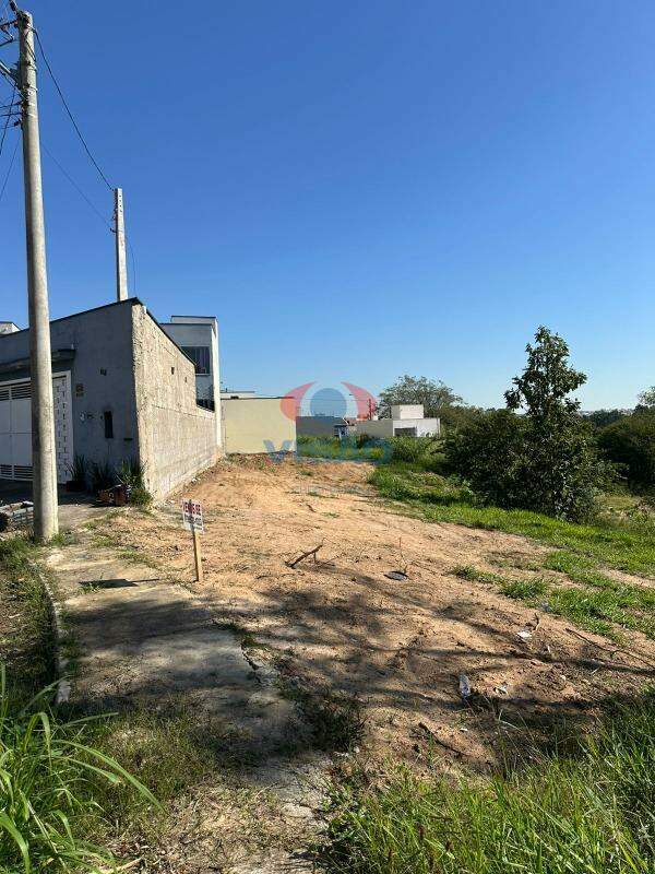 Terreno à venda no Jardim Moriyama: 