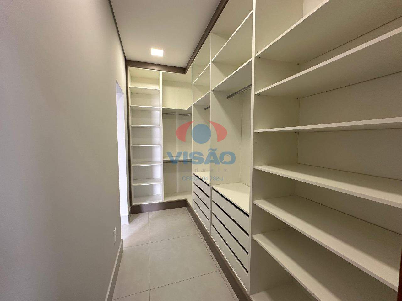 Casa em condomínio para aluguel no Jardim Mantova: 