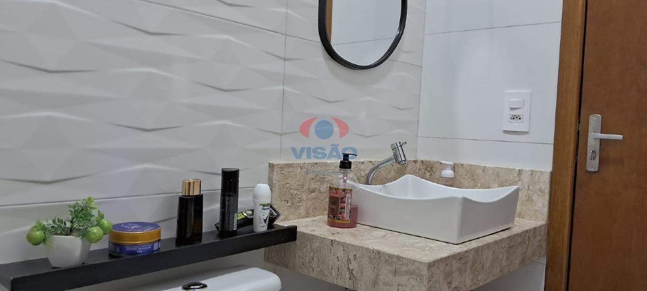 Casa em condomínio à venda no Jardins do Império:
