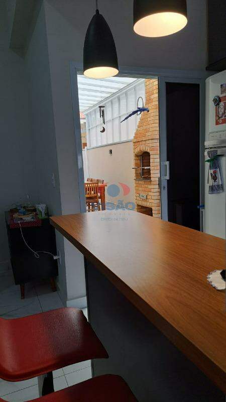Casa em condomínio à venda no Jardins do Império: