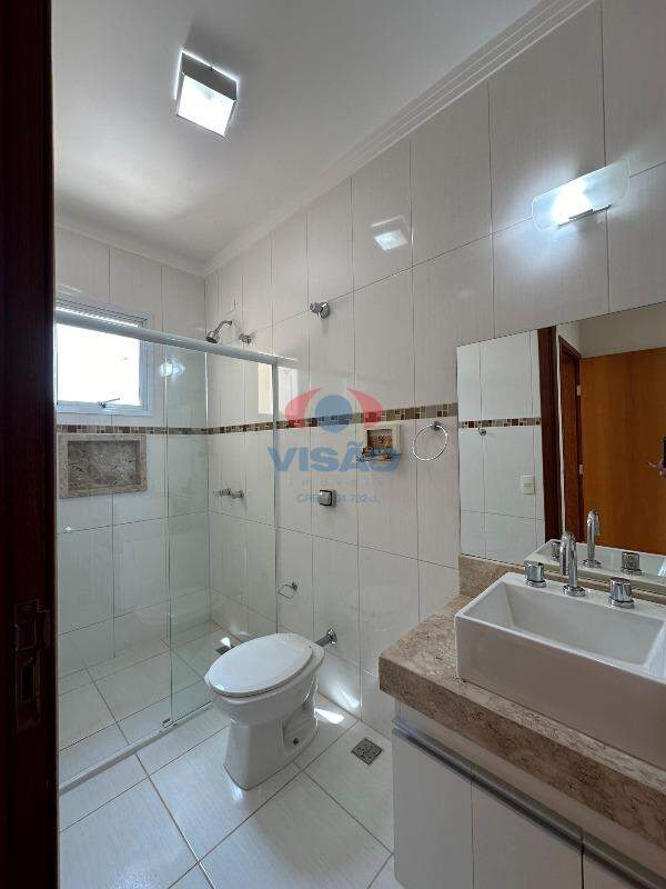 Casa em condomínio para aluguel no Jardim Vista Verde: 