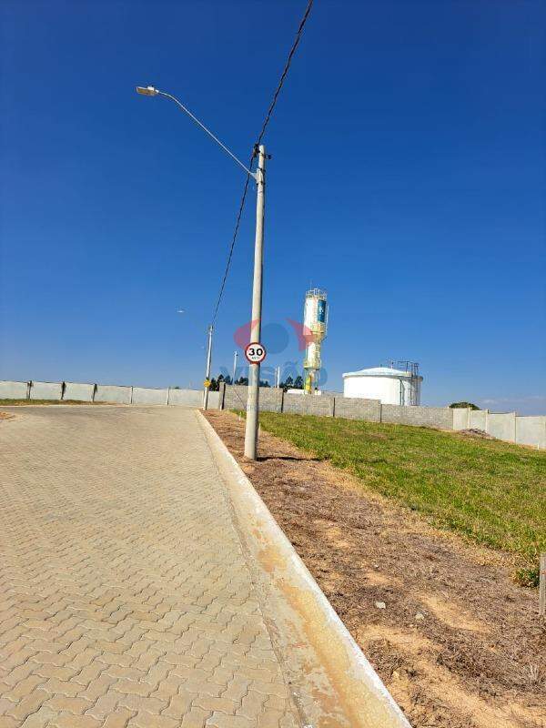 Terreno em condomínio à venda no Loteamento Villagio PelaVida: 