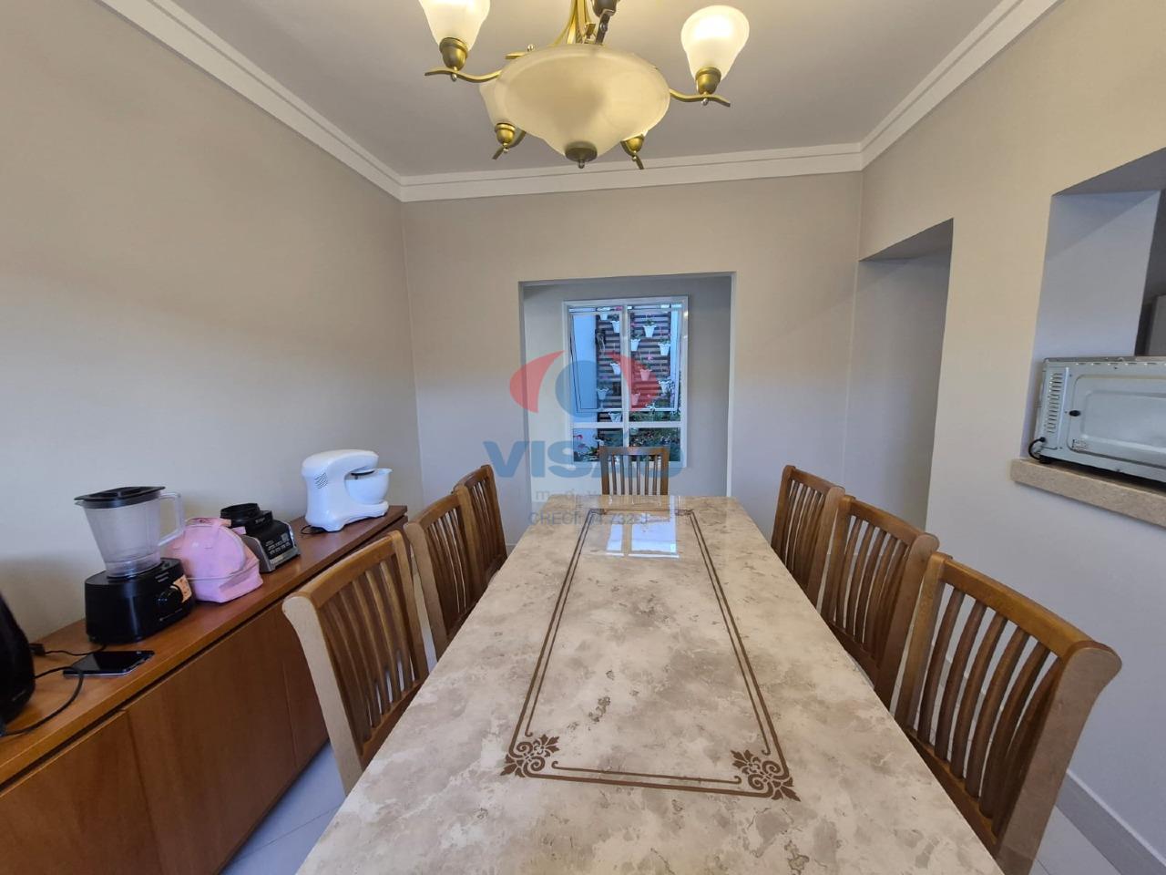 Casa à venda no Centro: