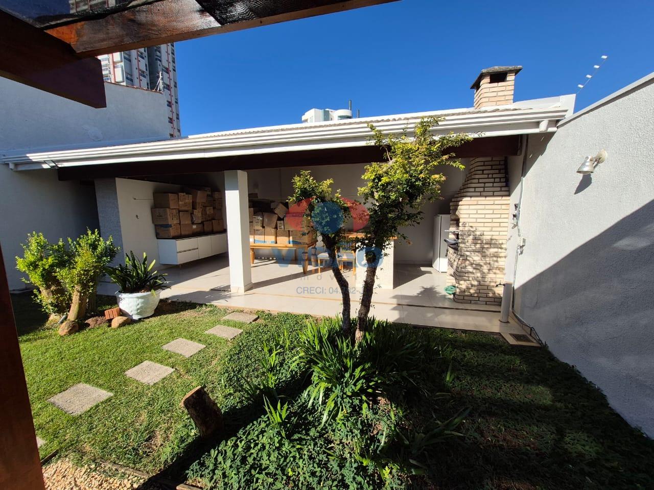 Casa à venda no Centro: