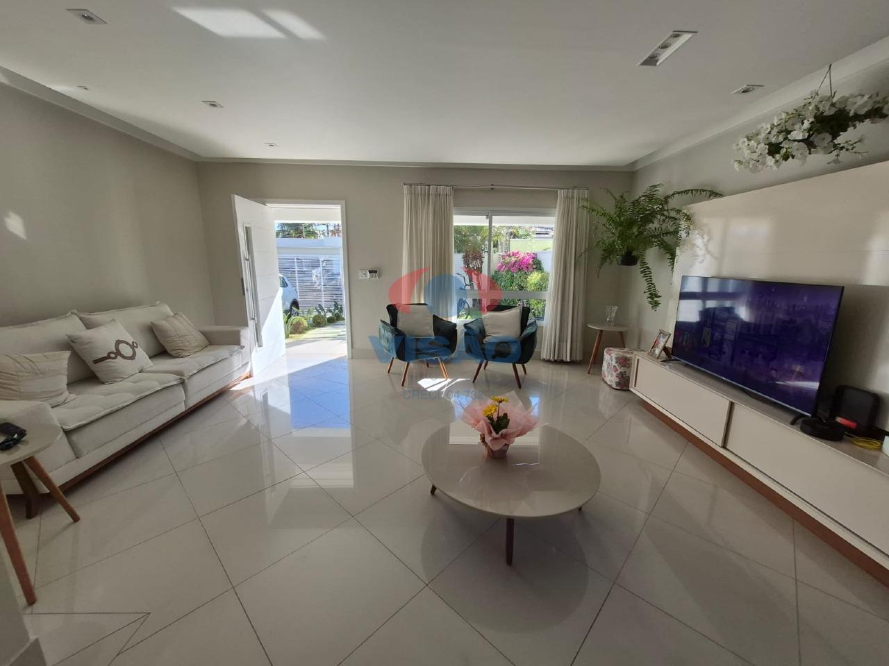 Casa à venda no Centro: