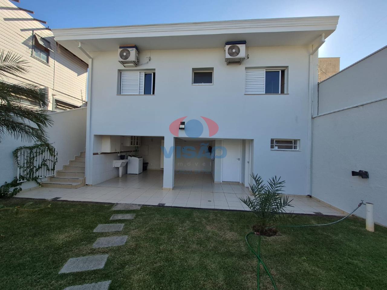 Casa à venda no Centro: