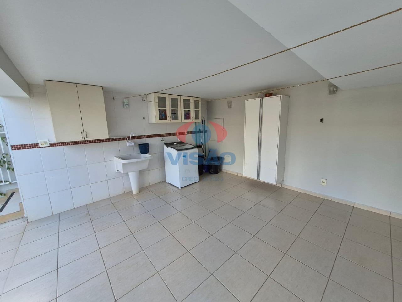 Casa à venda no Centro: