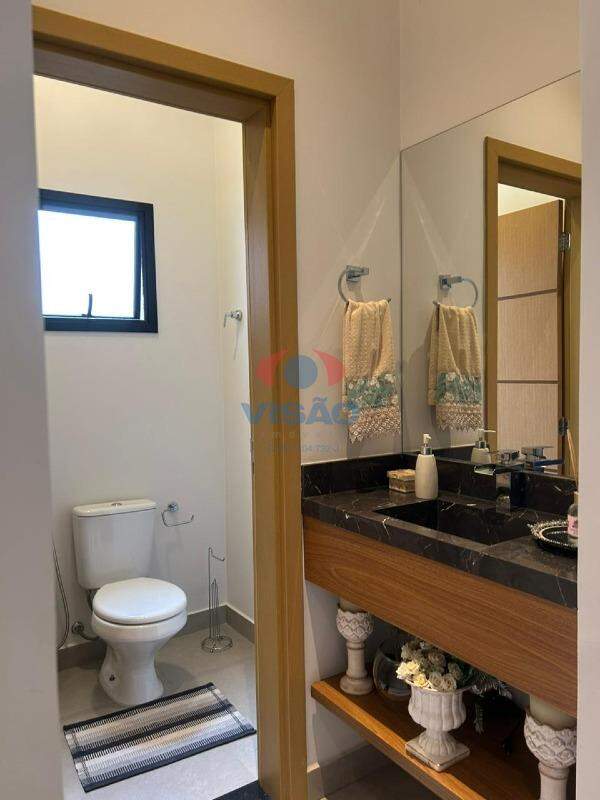 Casa em condomínio à venda no Jardim Residencial Dona Maria José: 