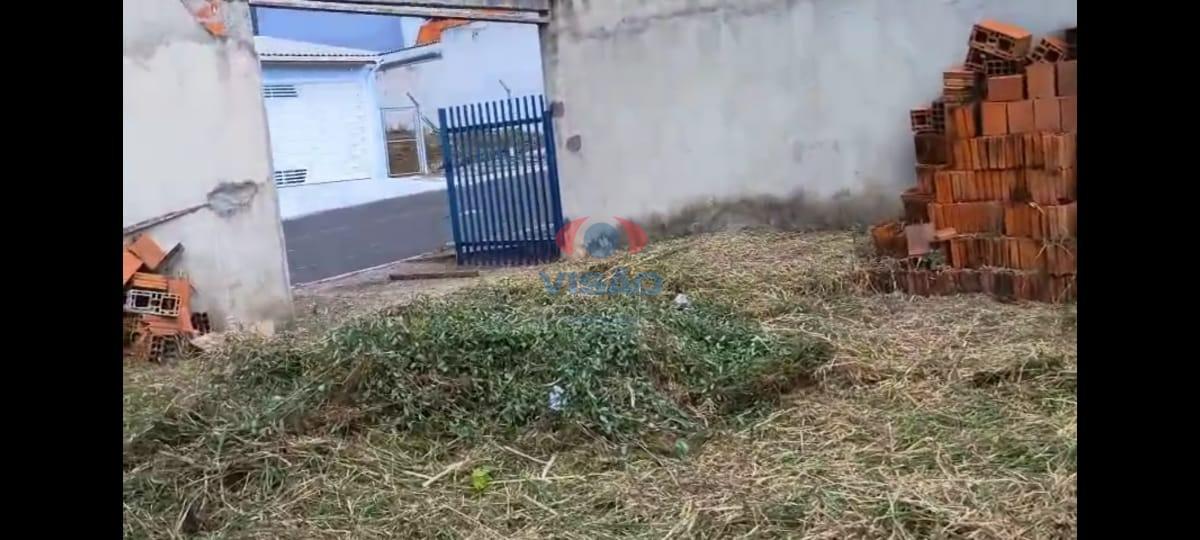 Terreno à venda no Jardim dos Colibris: 