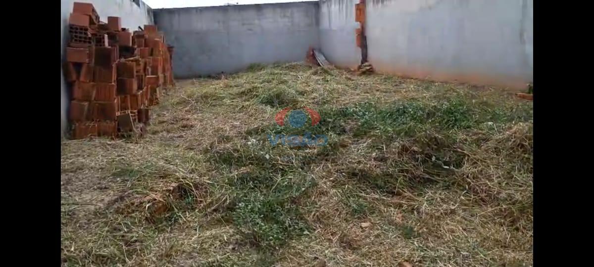 Terreno à venda no Jardim dos Colibris: 