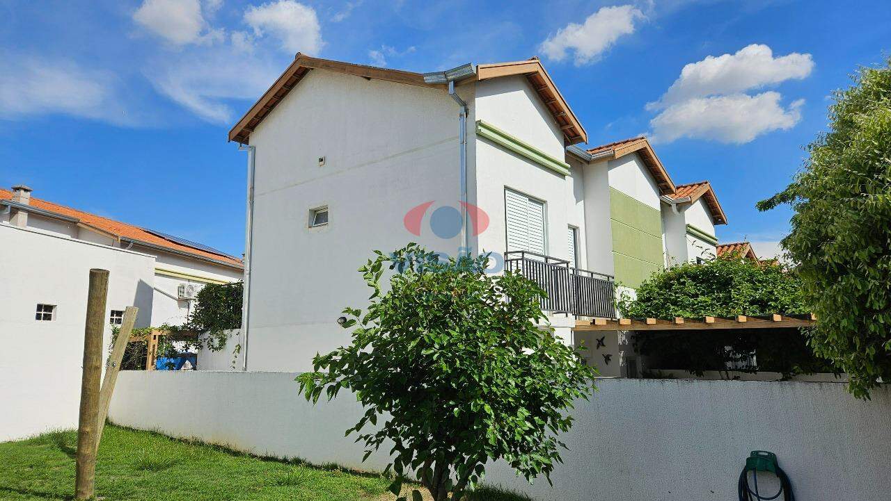 Casa em condomínio à venda no Chácara Belvedere: 