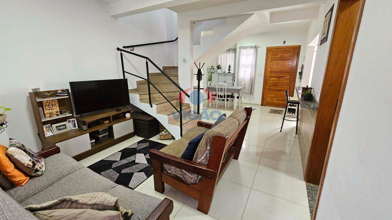 Casa em condomínio à venda no Chácara Belvedere: 