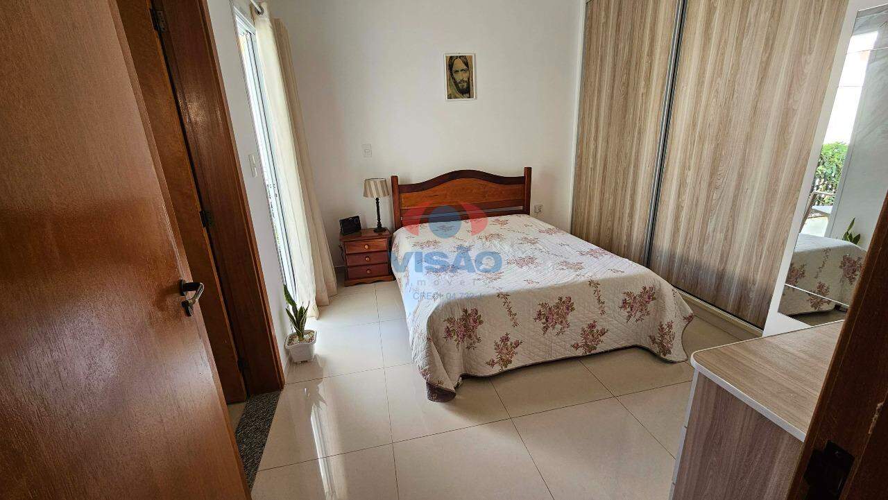 Casa em condomínio à venda no Chácara Belvedere: 