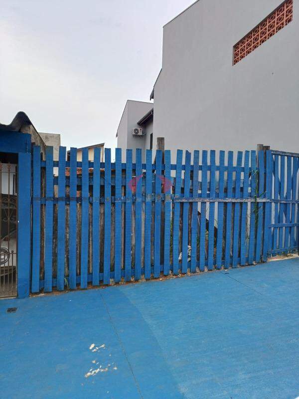 Terreno à venda no Parque das Nações: 