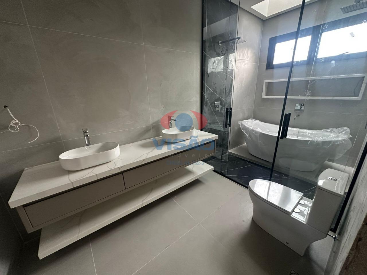 Casa em condomínio à venda no Chácara Alvorada: 