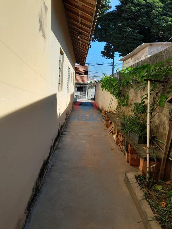 Casa à venda no Centro: