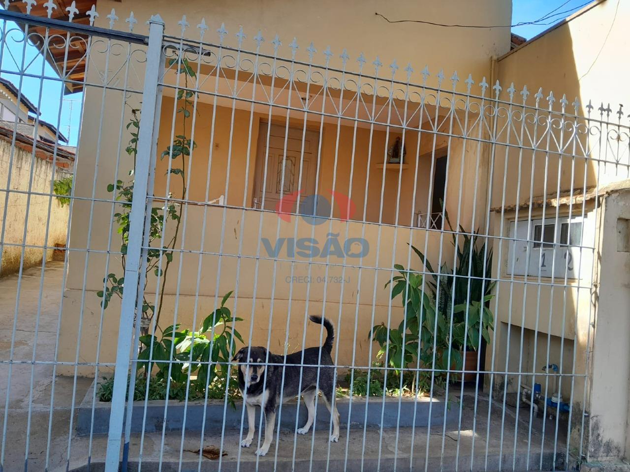 Casa à venda no Centro: 