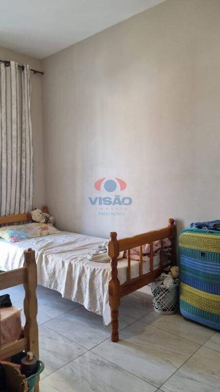 Apartamento à venda no Jardim Santiago: 
