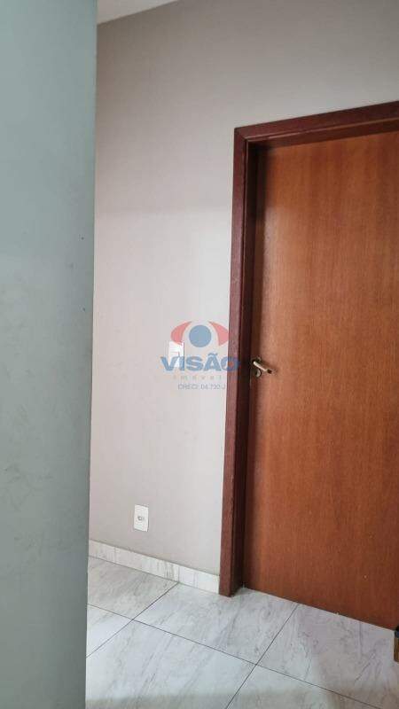 Apartamento à venda no Jardim Santiago: 