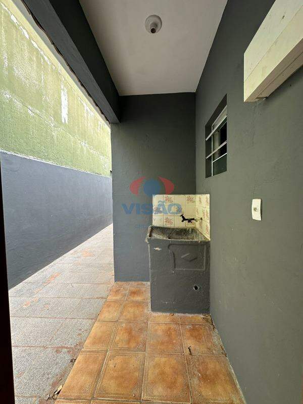 Casa para aluguel no Vila Brizzola: 