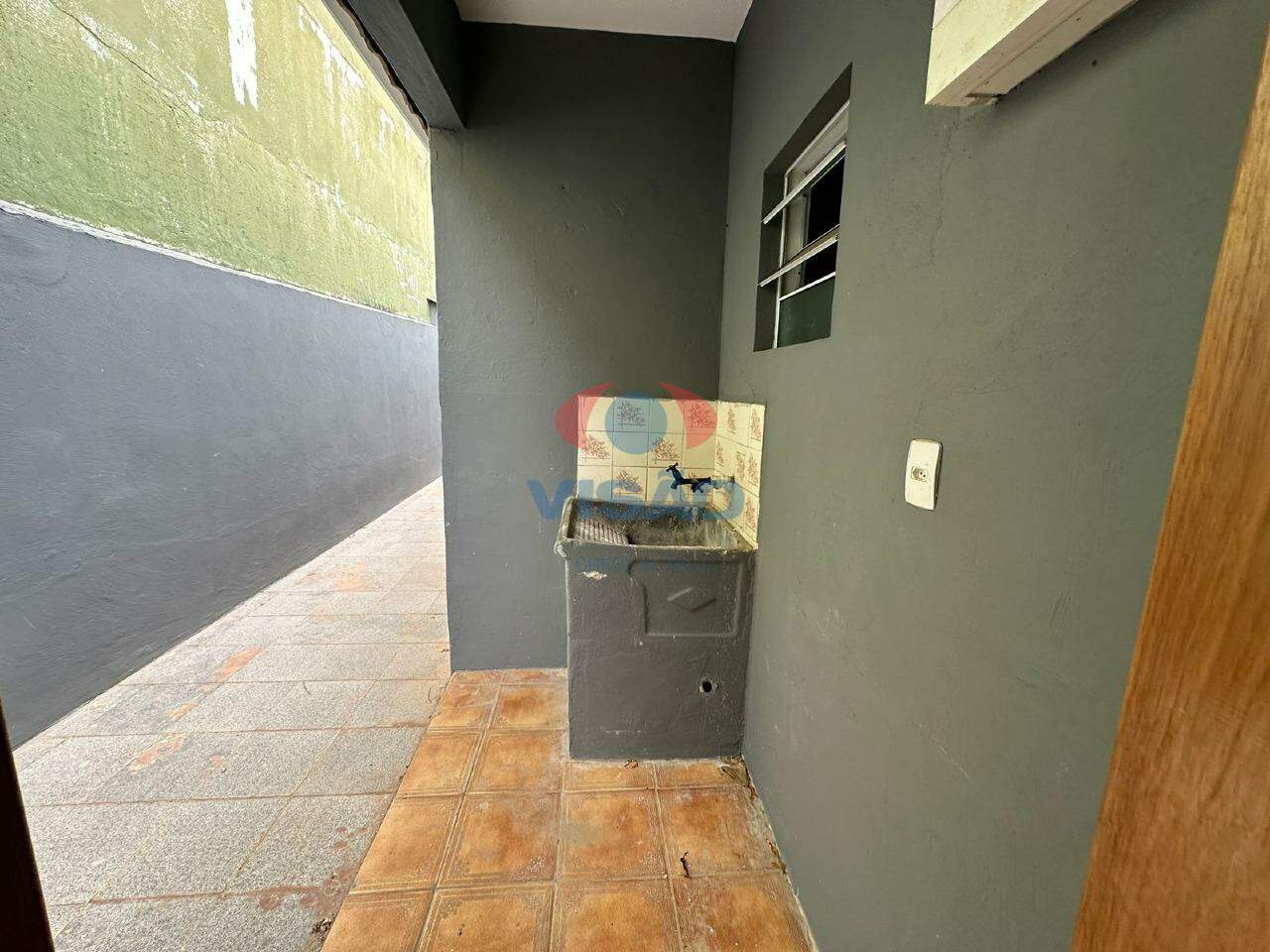 Casa para aluguel no Vila Brizzola: 