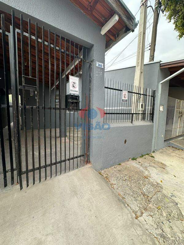 Casa para aluguel no Vila Brizzola: 