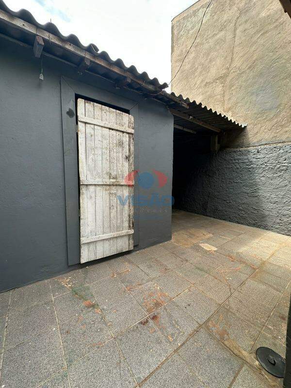 Casa para aluguel no Vila Brizzola: 