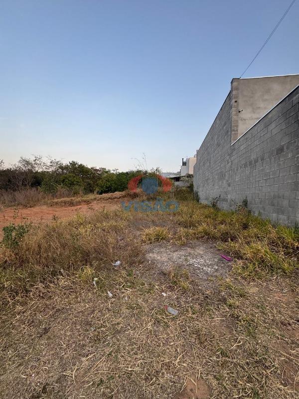 Terreno à venda no Jardim Residencial Nova Veneza: 