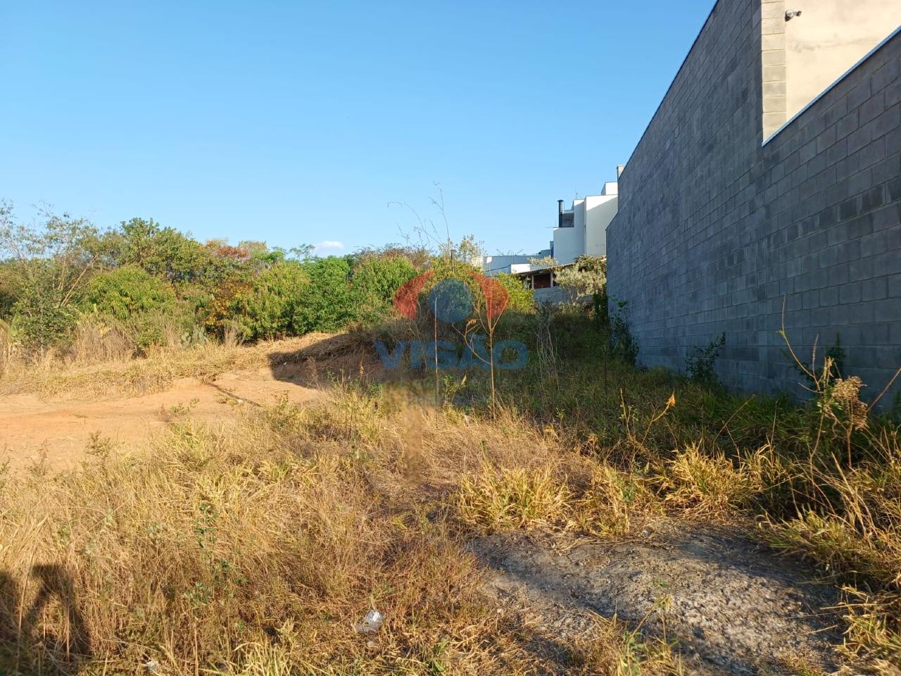 Terreno à venda no Jardim Residencial Nova Veneza: 