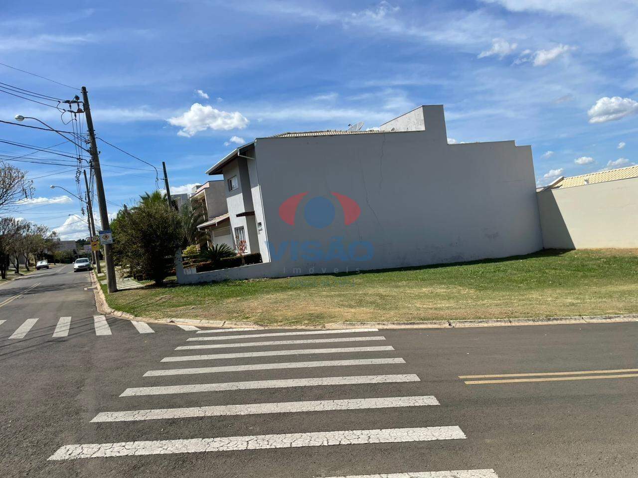 Terreno em condomínio à venda no Jardim Maringá: