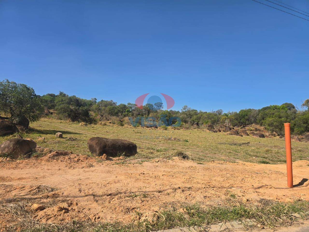 Terreno em condomínio à venda no Parque Reserva Santa Maria: