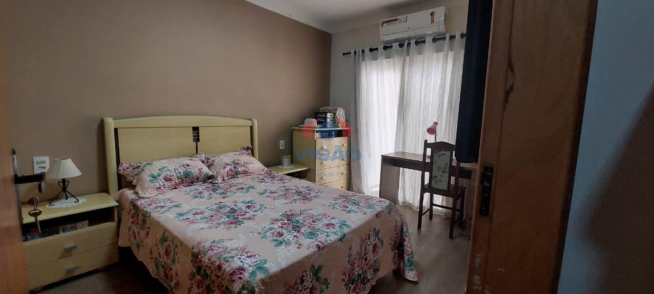 Casa à venda no Parque Campo Bonito: QUARTO CASAL