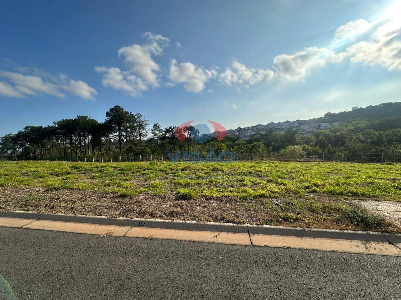 Terreno em condomínio à venda no Jardim Casablanca: 