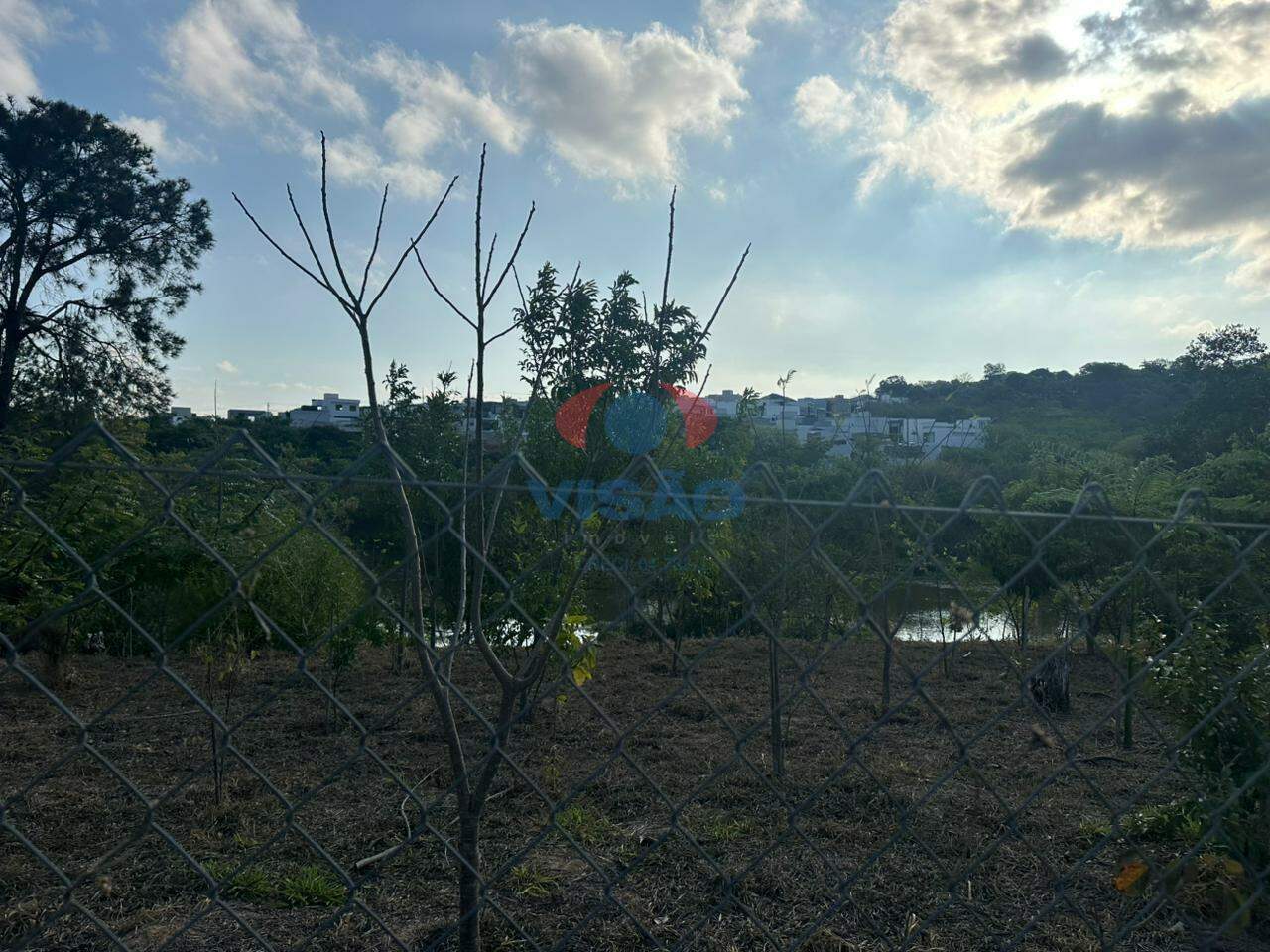 Terreno em condomínio à venda no Jardim Casablanca: 