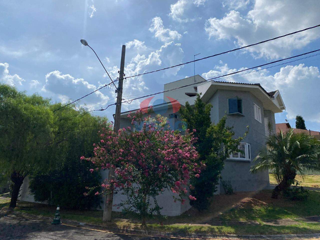 Casa em condomínio à venda no Jardim Portal de Itaici: 