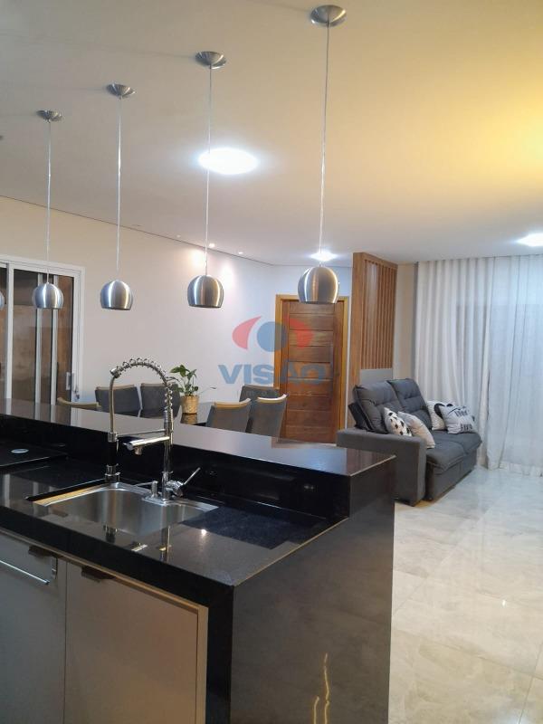 Casa à venda no Jardim Bom Princípio: 