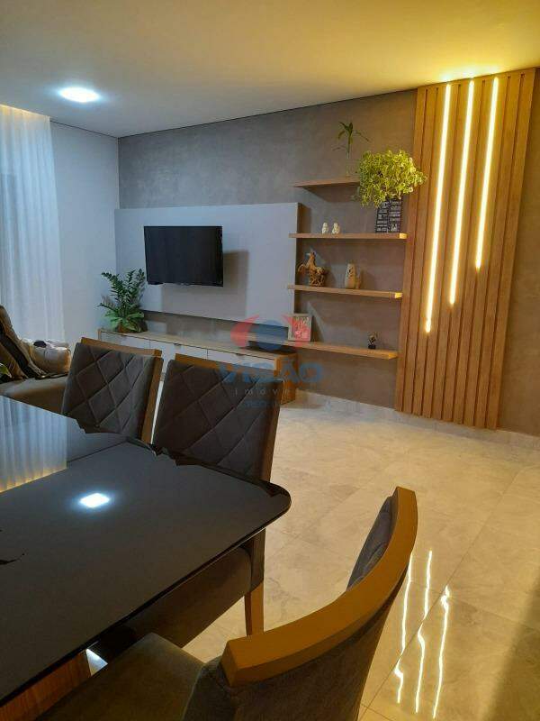 Casa à venda no Jardim Bom Princípio: 