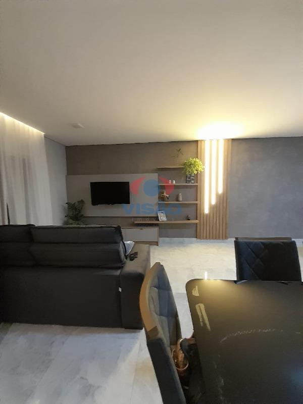 Casa à venda no Jardim Bom Princípio: 