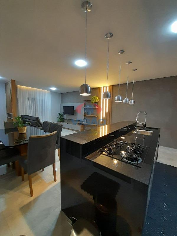 Casa à venda no Jardim Bom Princípio: 