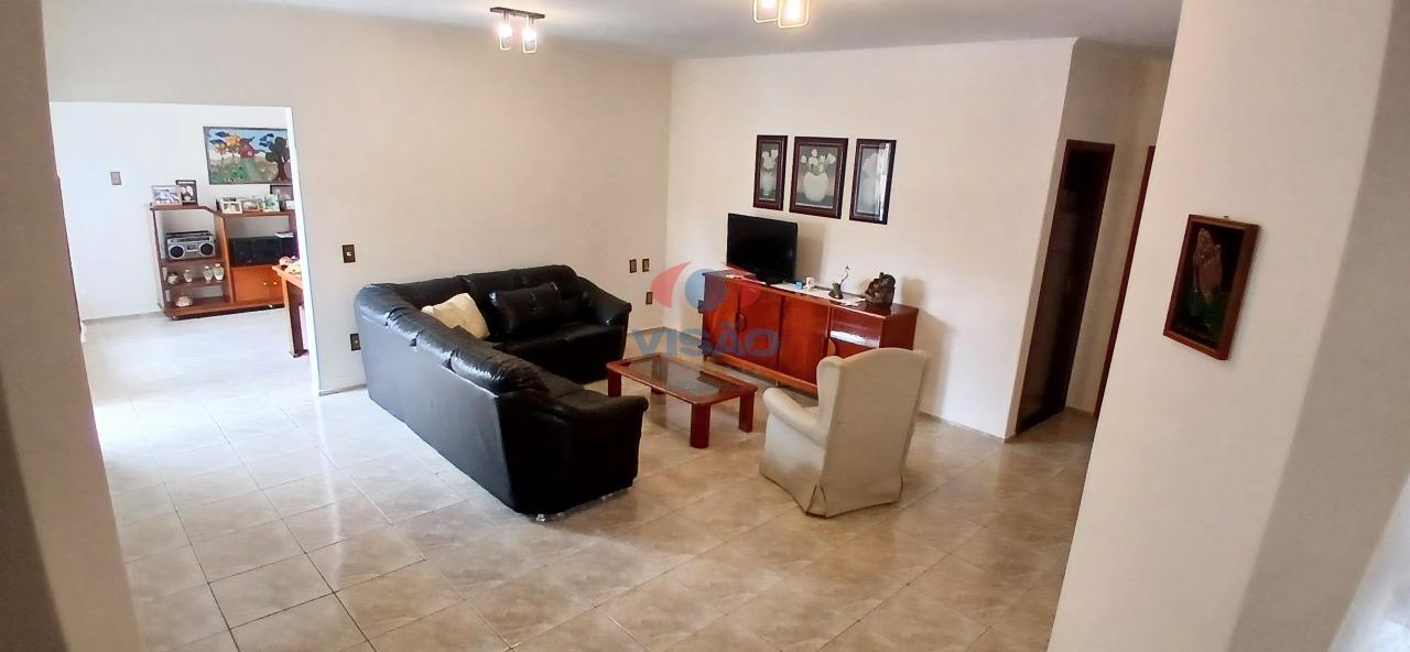 Casa à venda no Vila Suíça: