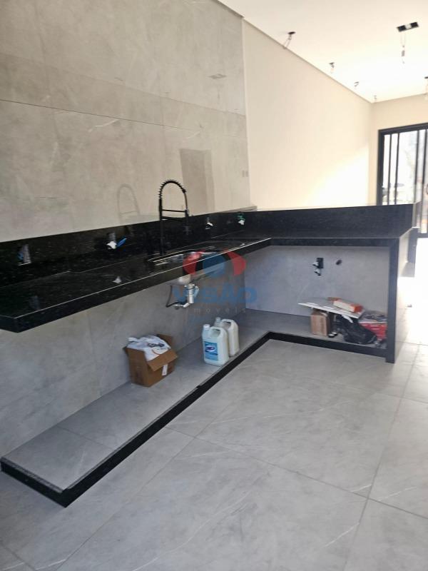 Casa à venda no Parque Barnabé: 