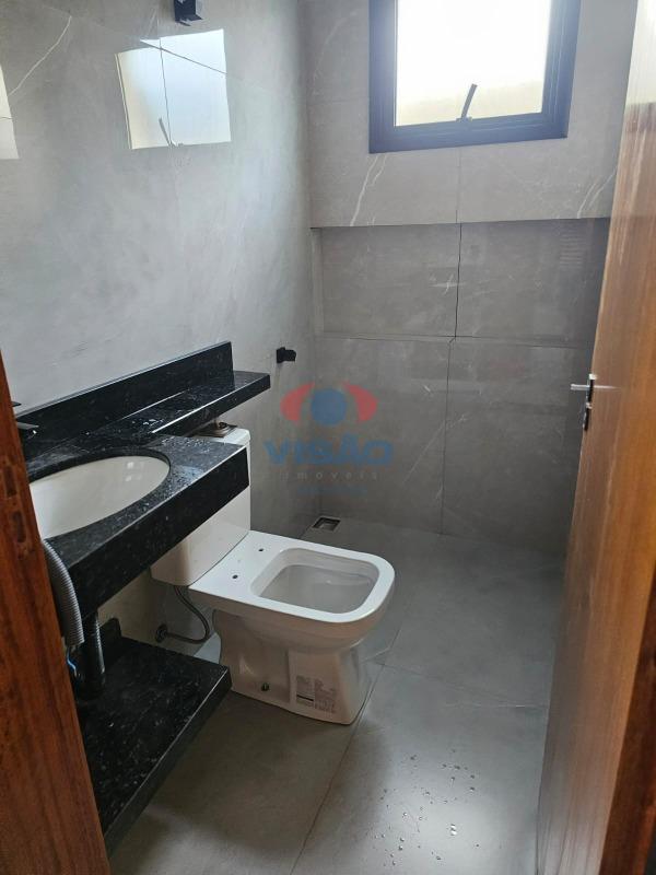 Casa à venda no Parque Barnabé: 