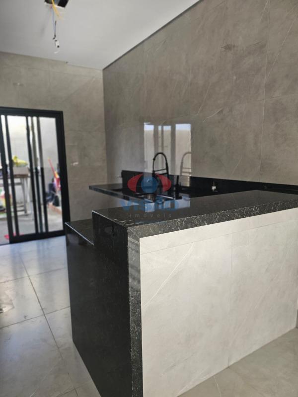 Casa à venda no Parque Barnabé: 