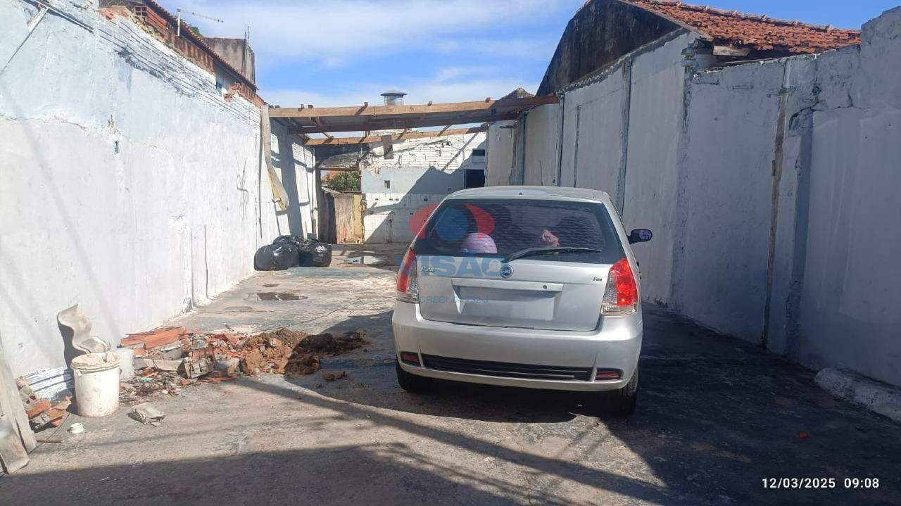 Terreno à venda no Jardim Nely: